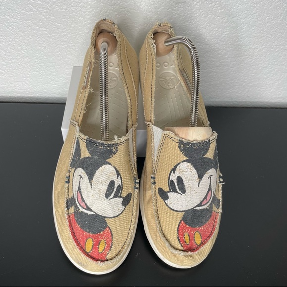 Crocs Mickey Mouse Tan Slip On Loafer Size 10 - Picture 1 of 7